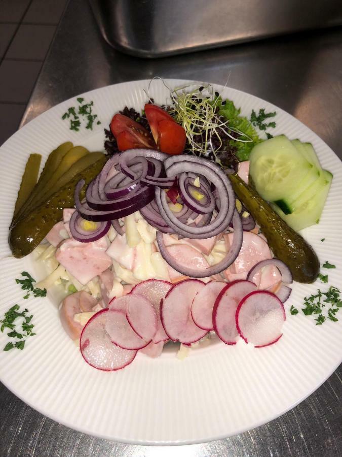 Gasthaus Zur Tanne Hotel Bauma Esterno foto